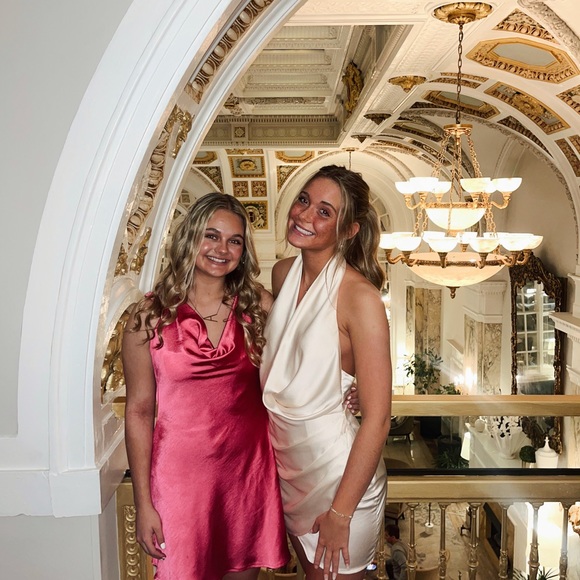 Meet your Posher, Abbott - Picture 1 of 1